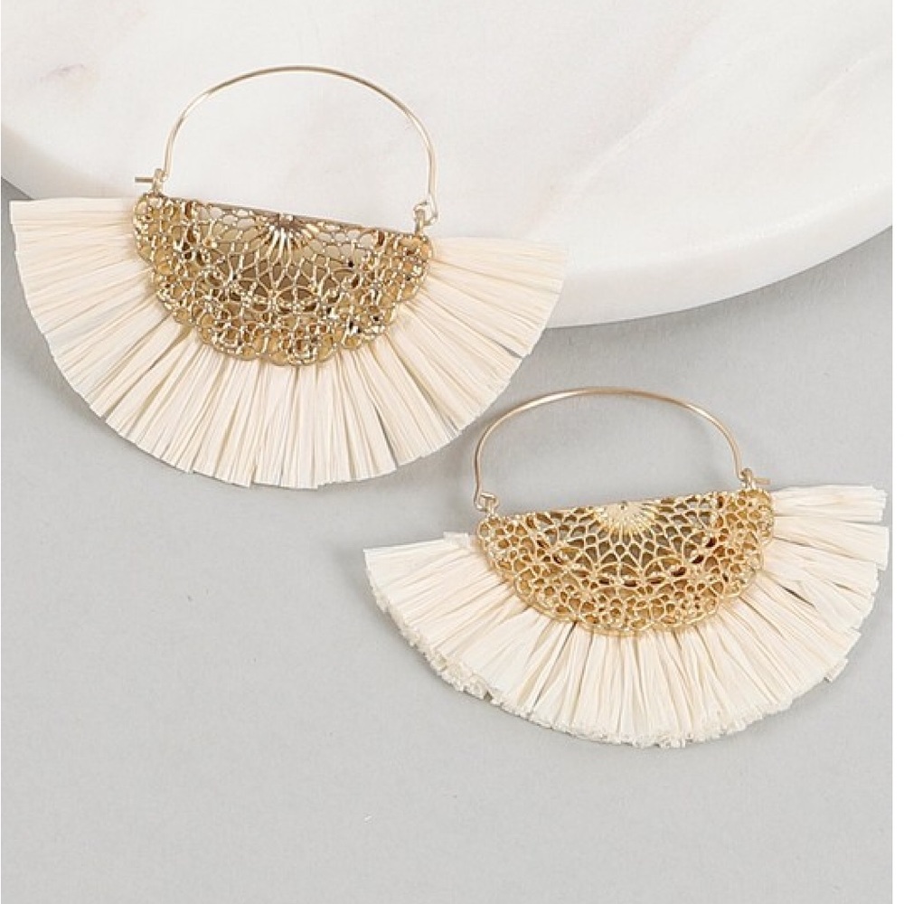 Raffia Fan Tassel Earrings - Picture 1 of 3